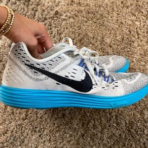 Women’s Nike shoes